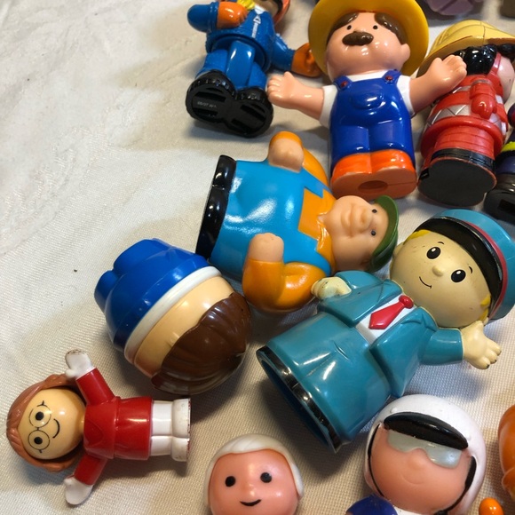 Lot Of 32 Vintage Toy People Little Tikes Mega Blocks Fisher Price - Picture 14 of 14